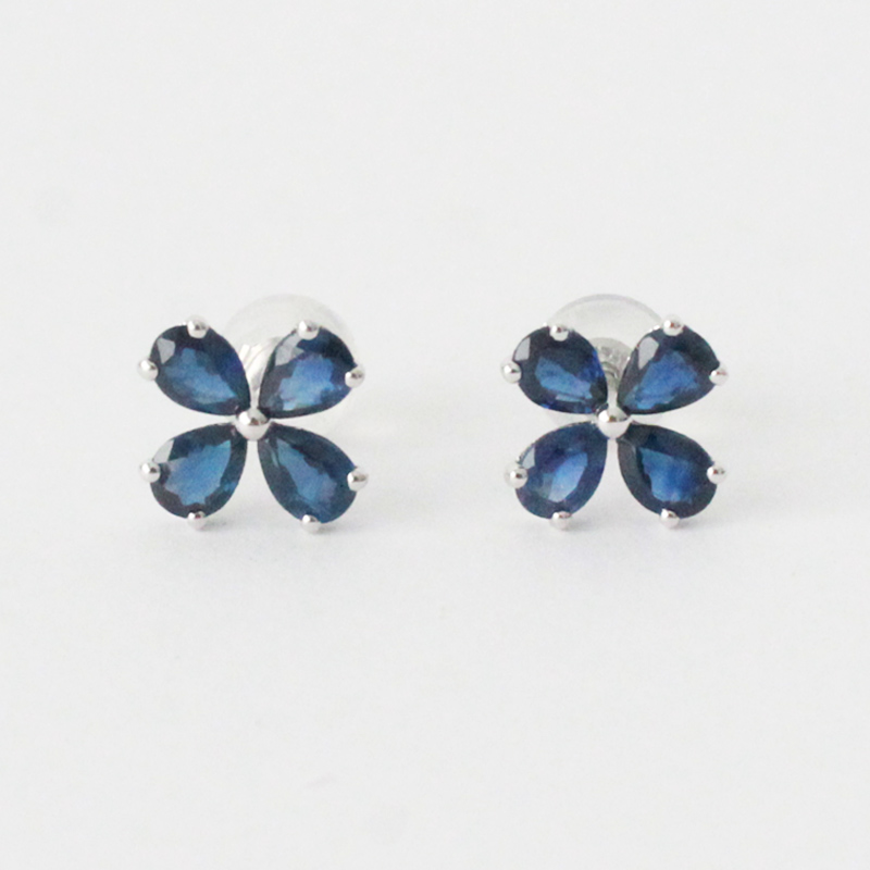 ARETES FLOR DAISY