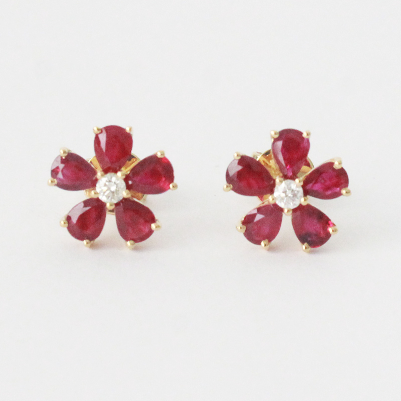 ARETES FLOR LIRIO